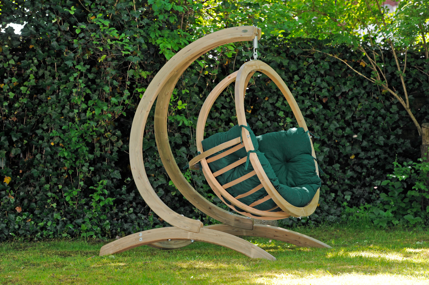 Globo Chair green weatherproof und Globo Stand